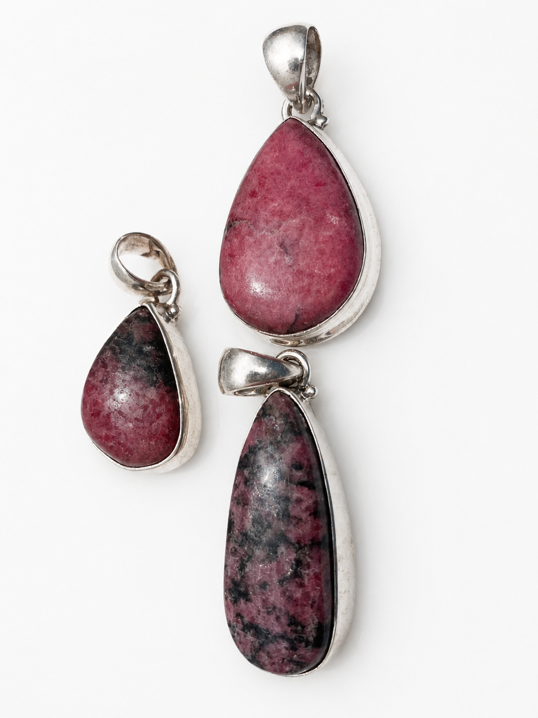 Pendentif Rhodonite AA serti d'argent