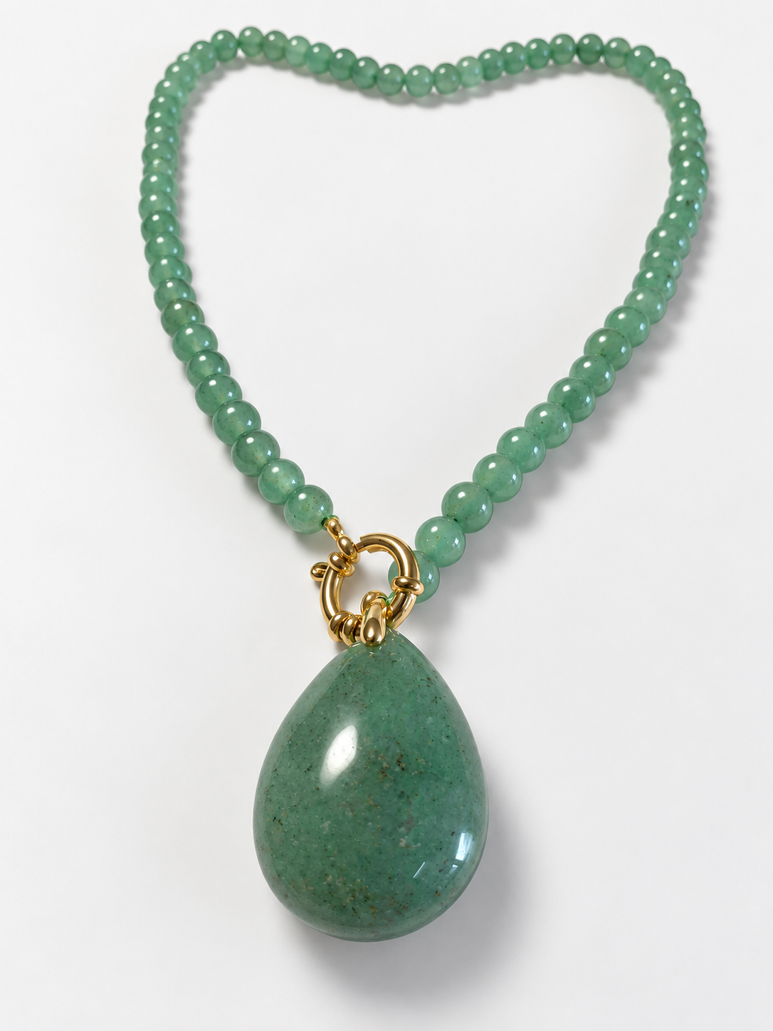 Collier doré + pendentif Aventurine verte A
