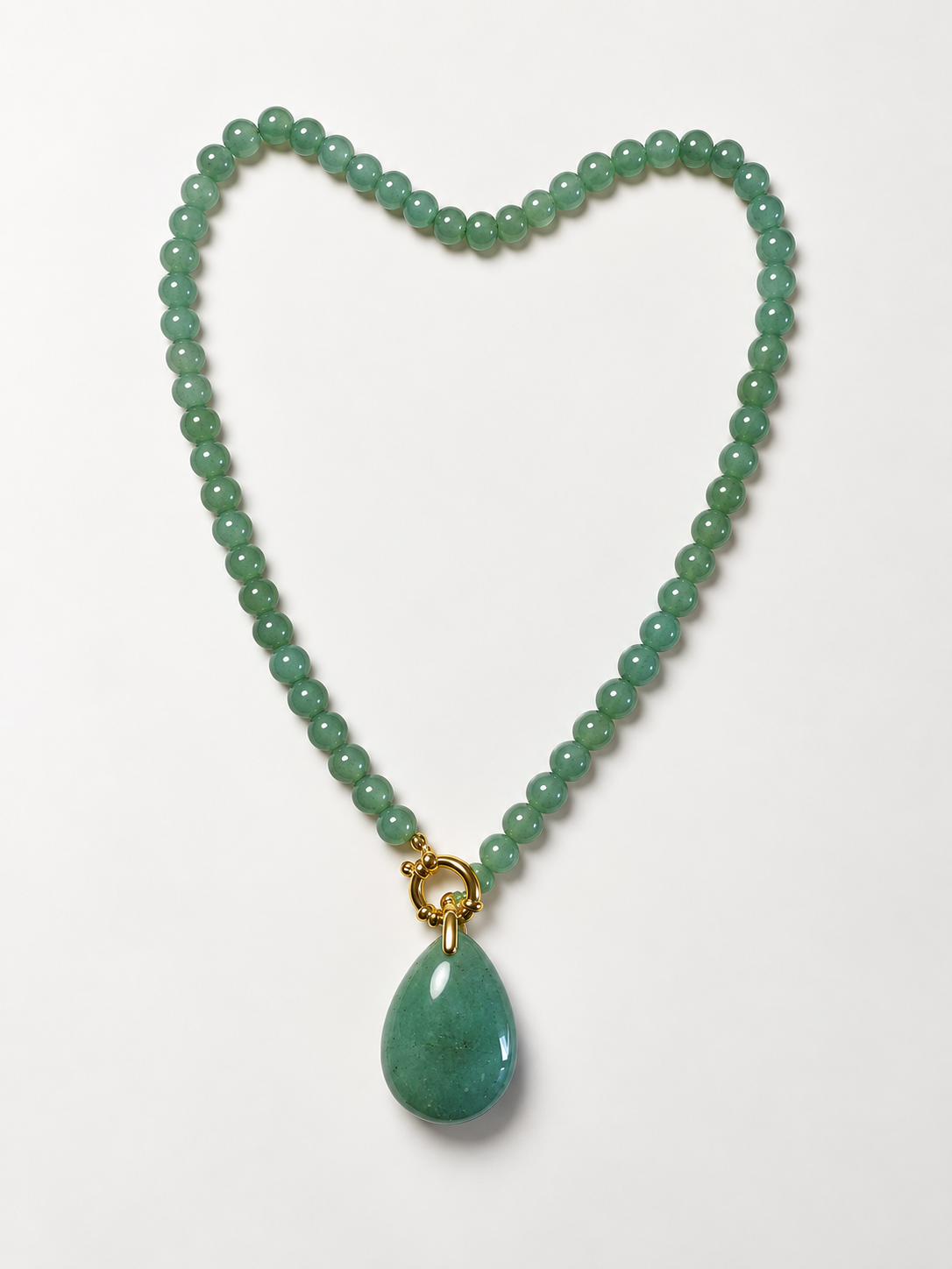 Collier doré + pendentif Aventurine verte A