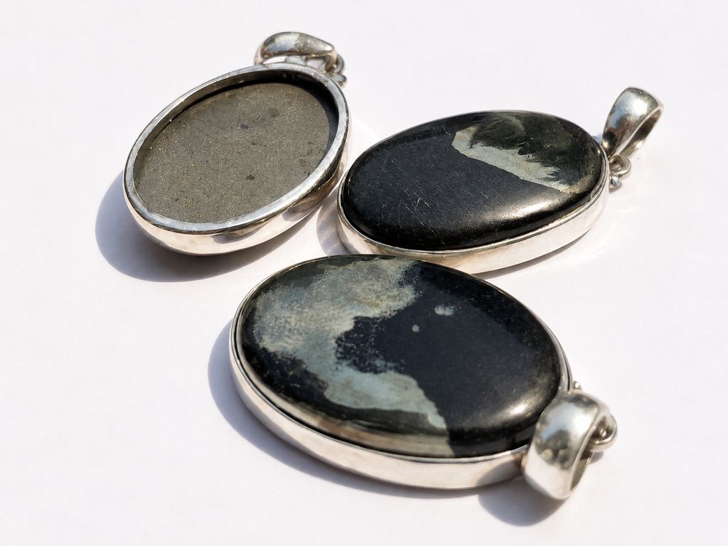 Pendentif Pyrite sur magnétite 2.5/3 cm