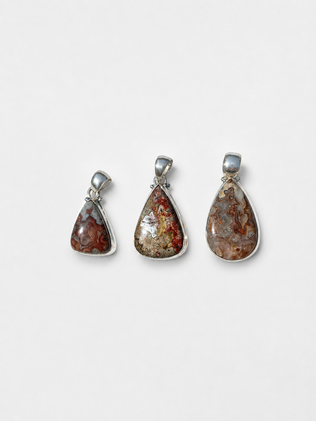 Pendentif Aguate crazy lace rouge AA serti d'argent